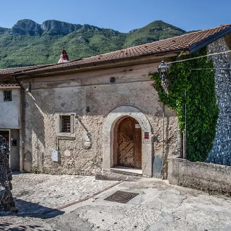 Il Sentiero Del Riccio * Sicignano degli Alburni